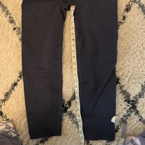Barely used Lululemon. - Picture 5 of 5